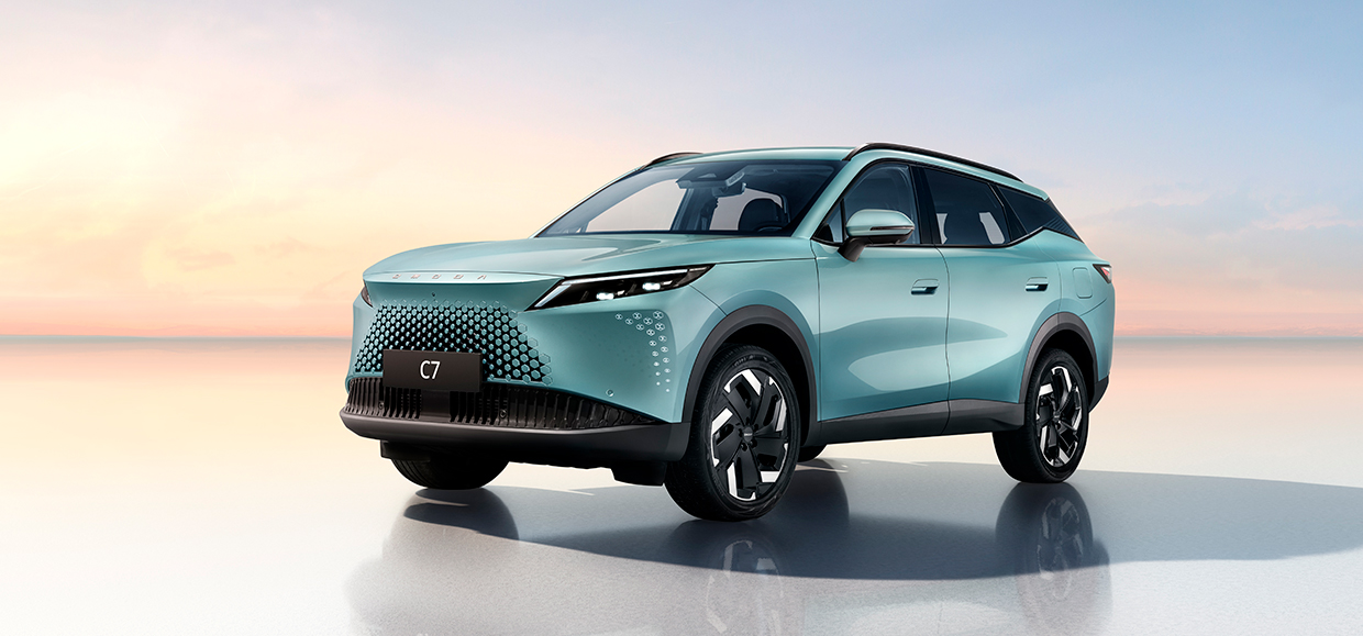 Скоро старт продаж OMODA C7 в Юг-Авто!
